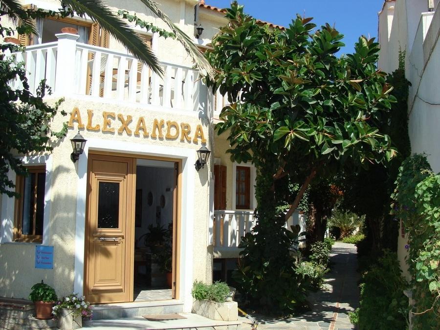 Alexandra Aparthotel Marathokampos Exterior photo